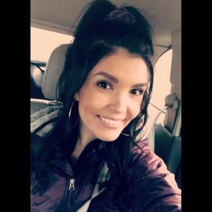 Meet your Posher, Melanie